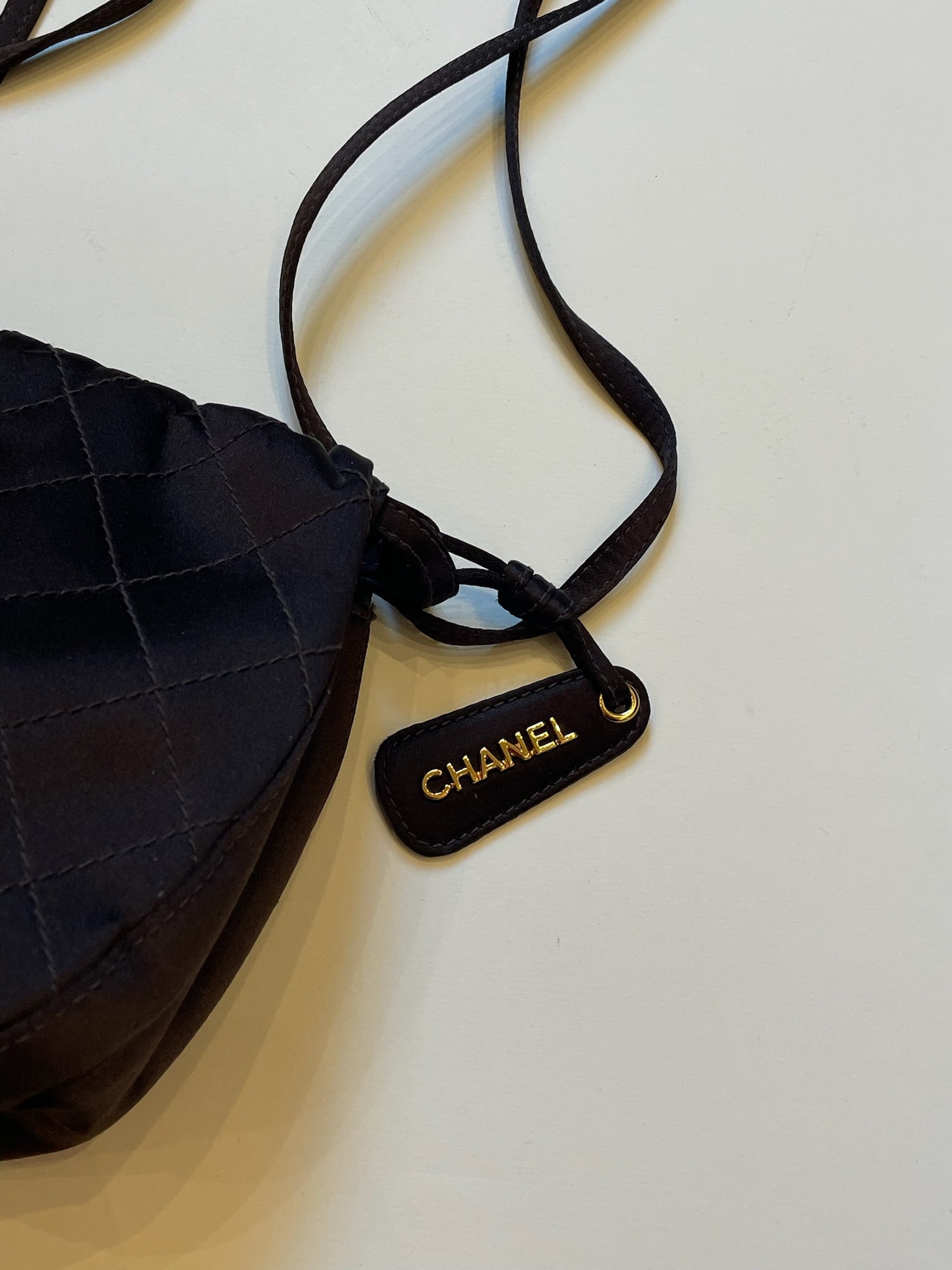 Chanel Quiltet Satin Taske