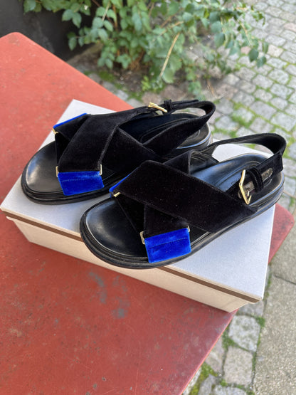 Marni Fussbett Sandals Velor