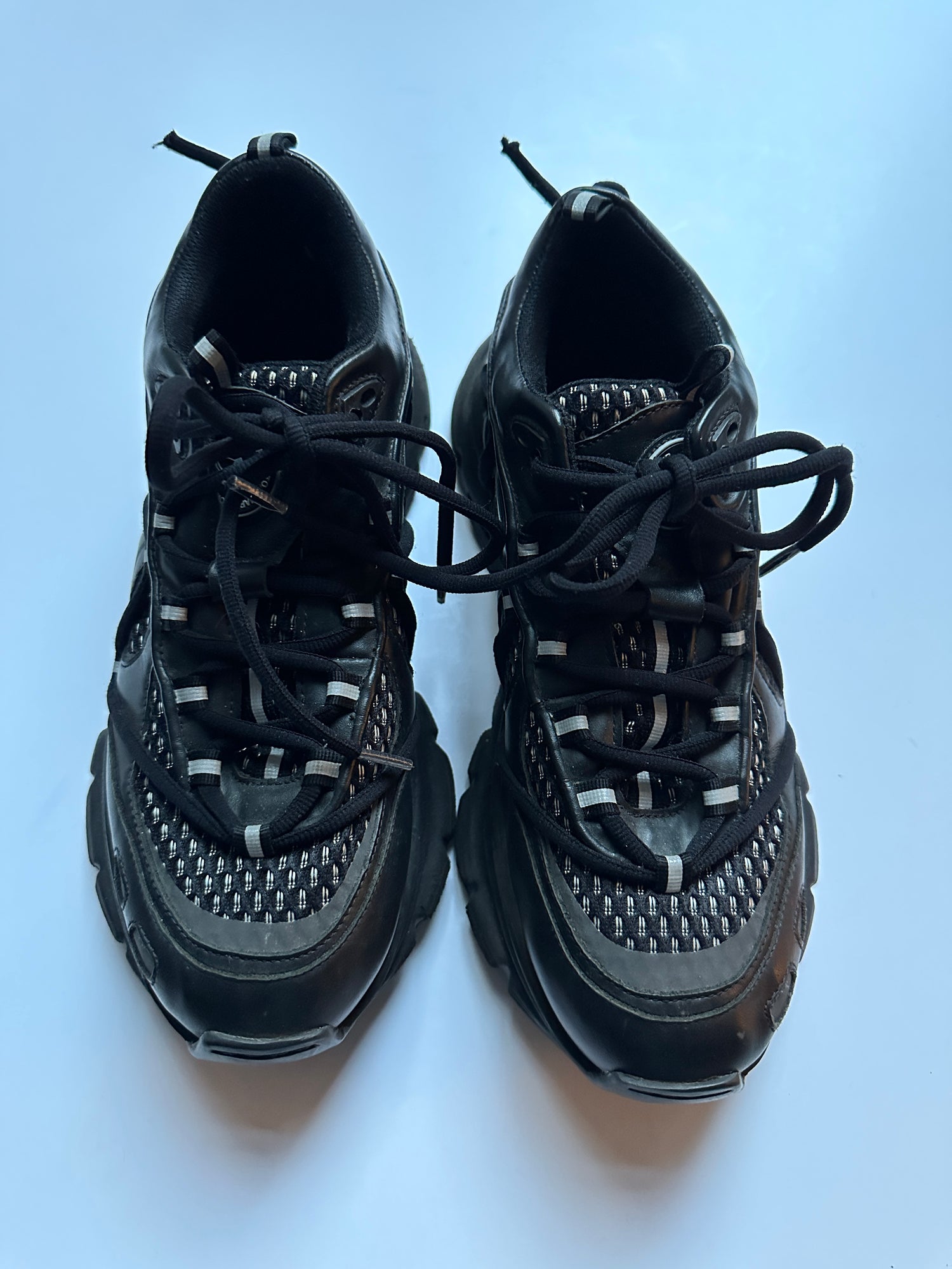 Axel Arigato Sneakers