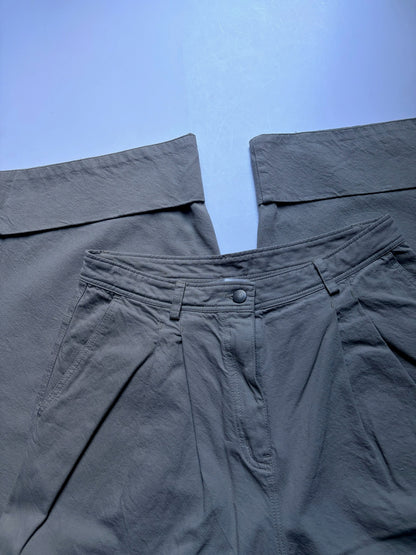 Mark Kenly Domino Tan Bukser