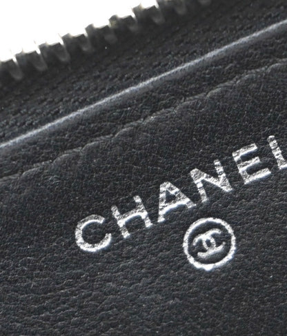 Chanel CC Charm Zip Wallet / Pung