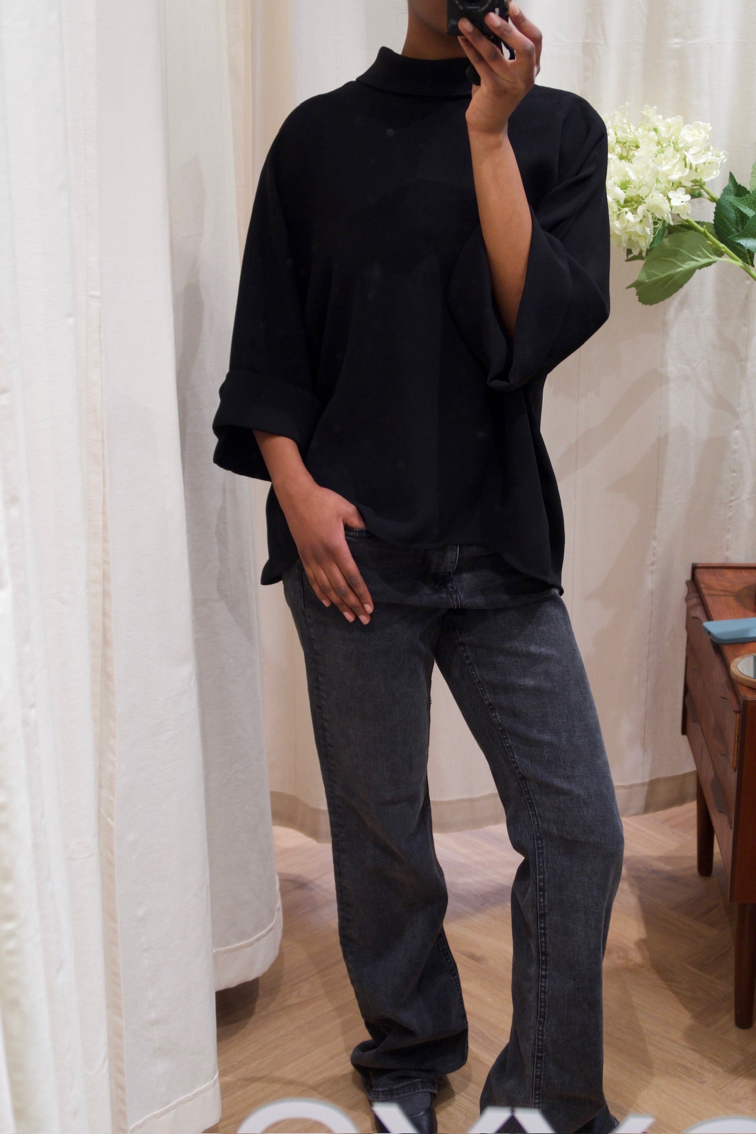 Mark Kenly Domino Tan Bluse