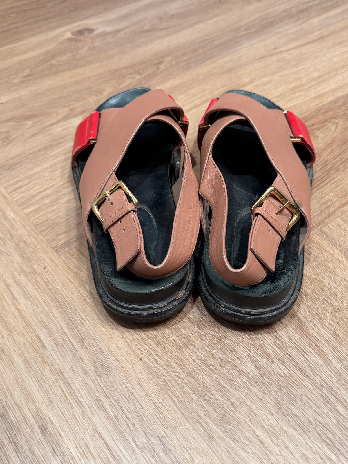 Marni Fussbett Sandaler