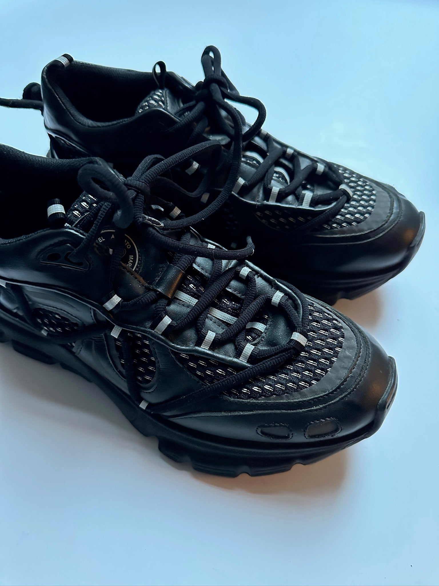 Axel Arigato Sneakers