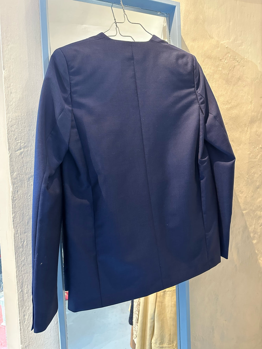 Acne Show Piece blazer blå med sort krave bagfra