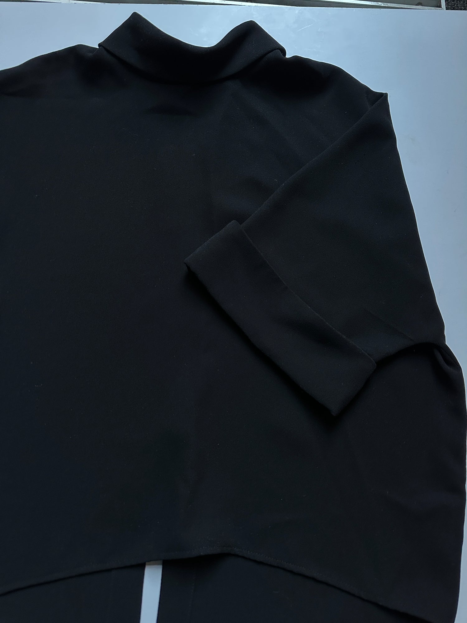 Mark Kenly Domino Tan Bluse