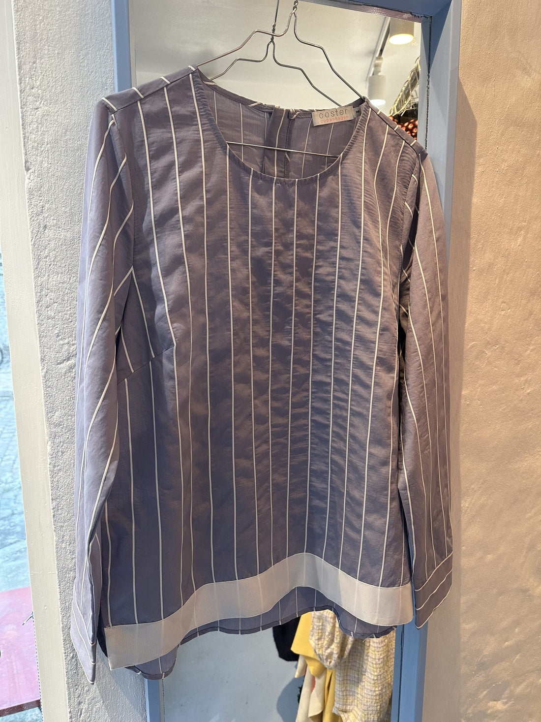 Coster bluse forfra