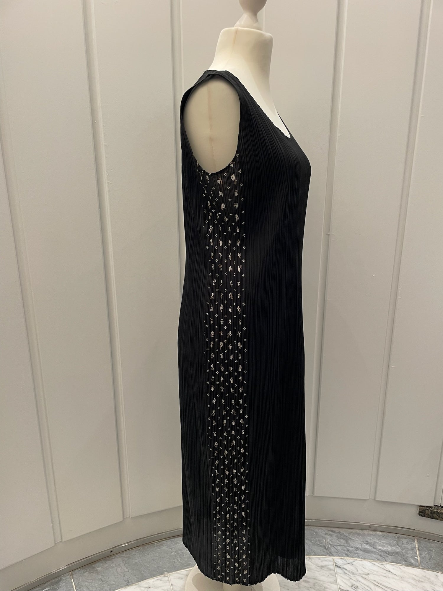 Issey Miyake Pleats Please Kjole