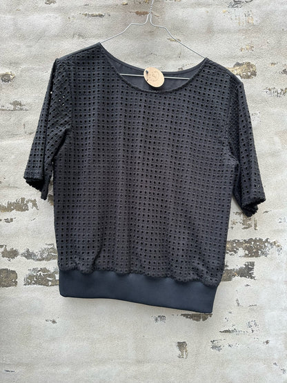 Theory t-shirt sort hullet væg