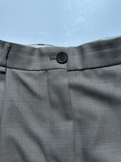 Mark Kenly Domino Tan Bukser