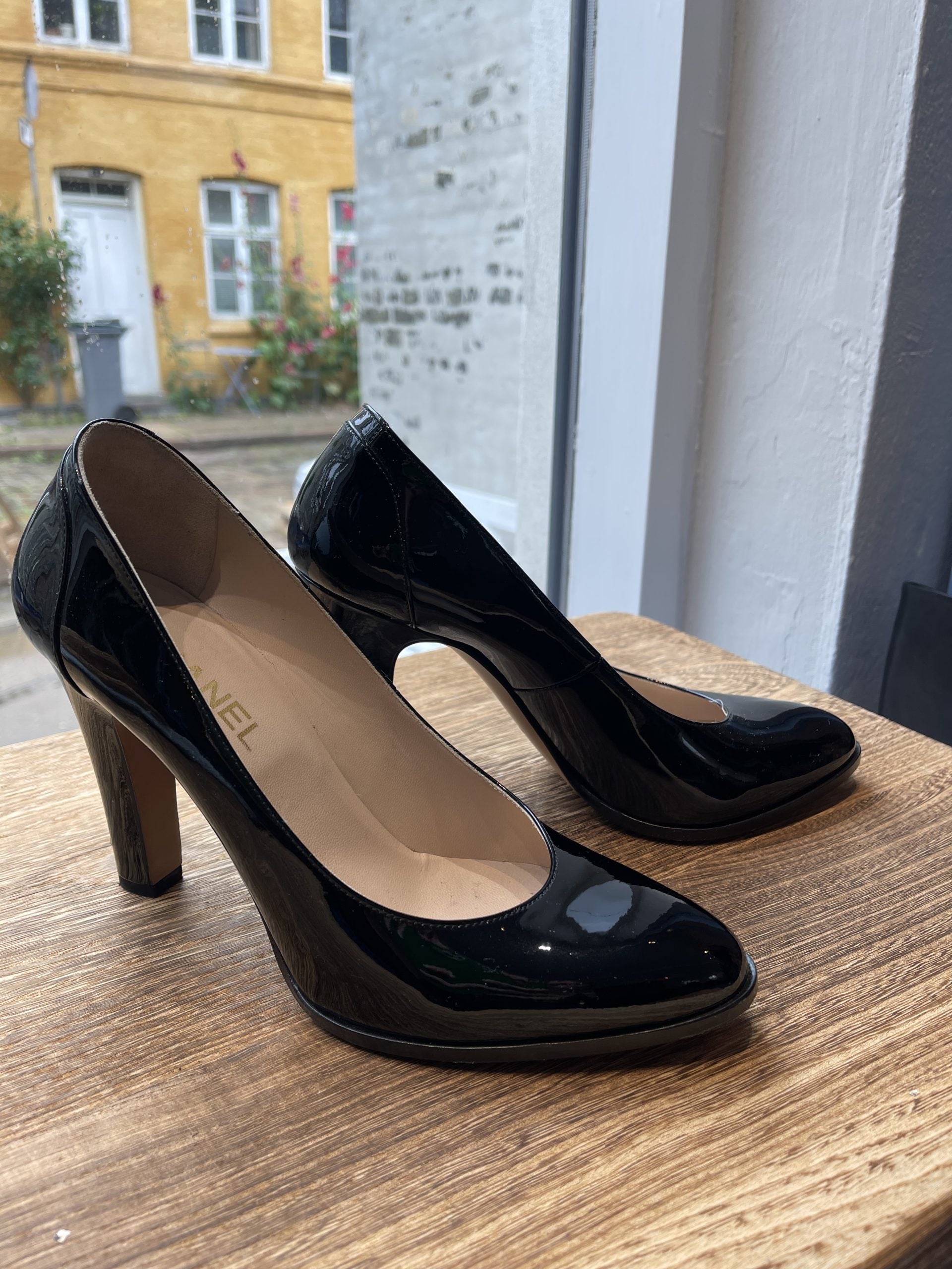 Chanel heels side
