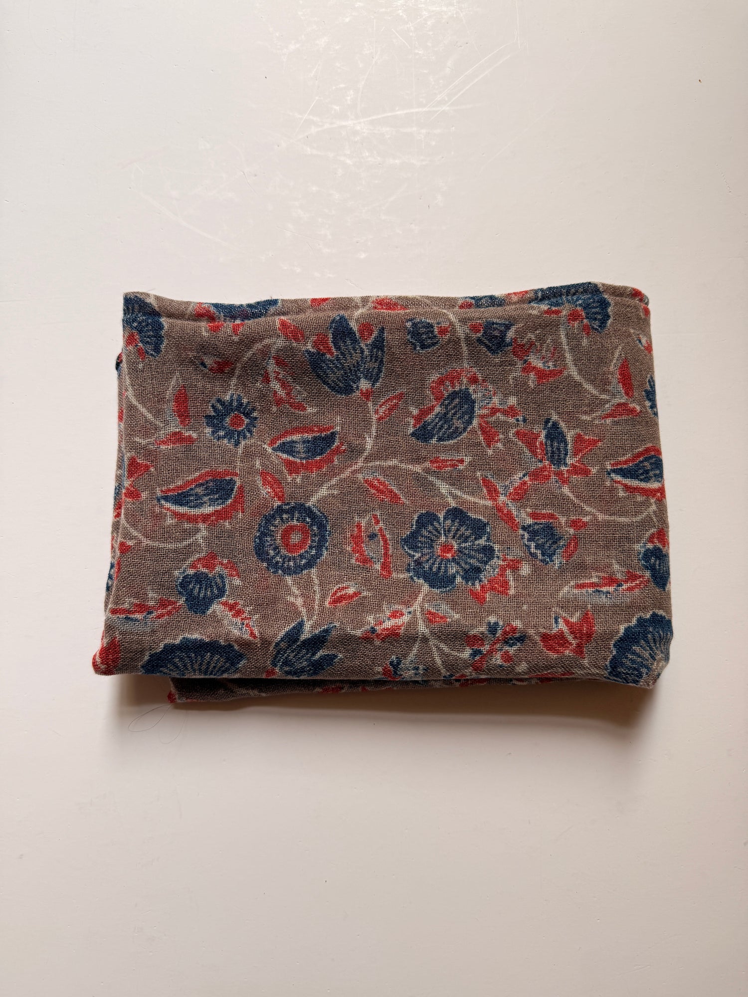 Blomstret Tørklæde