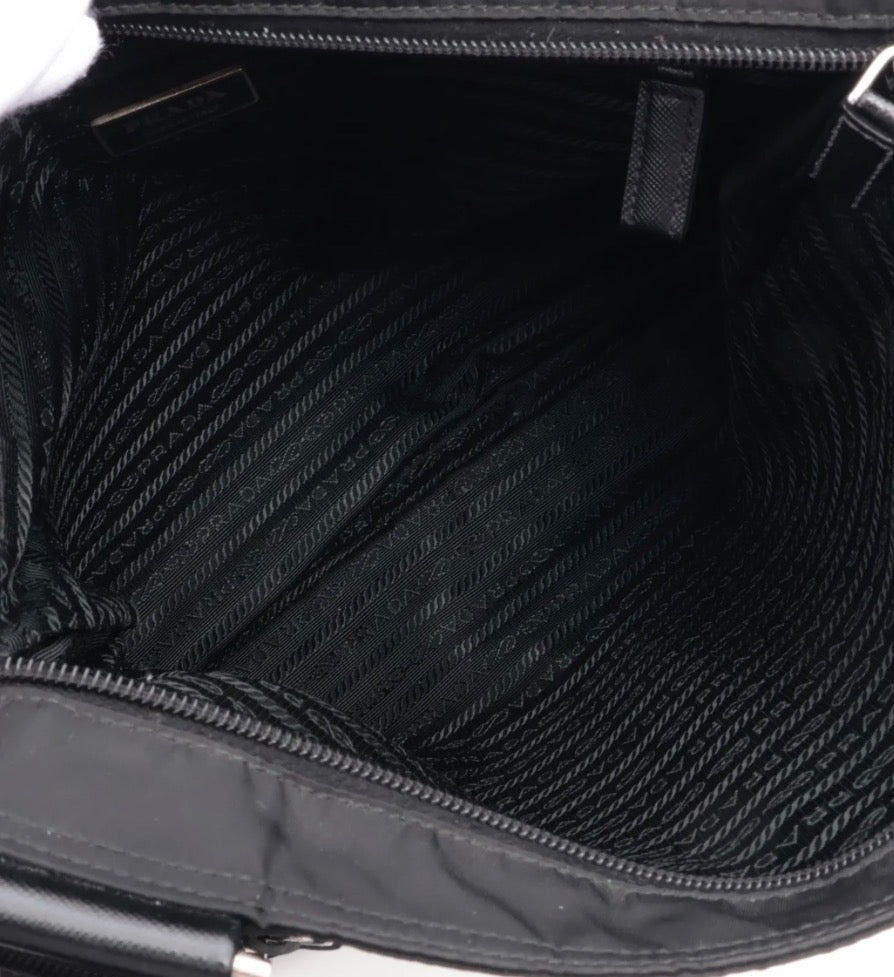 Prada Tessuto Nylon x Leather Shoulder Bag / Taske