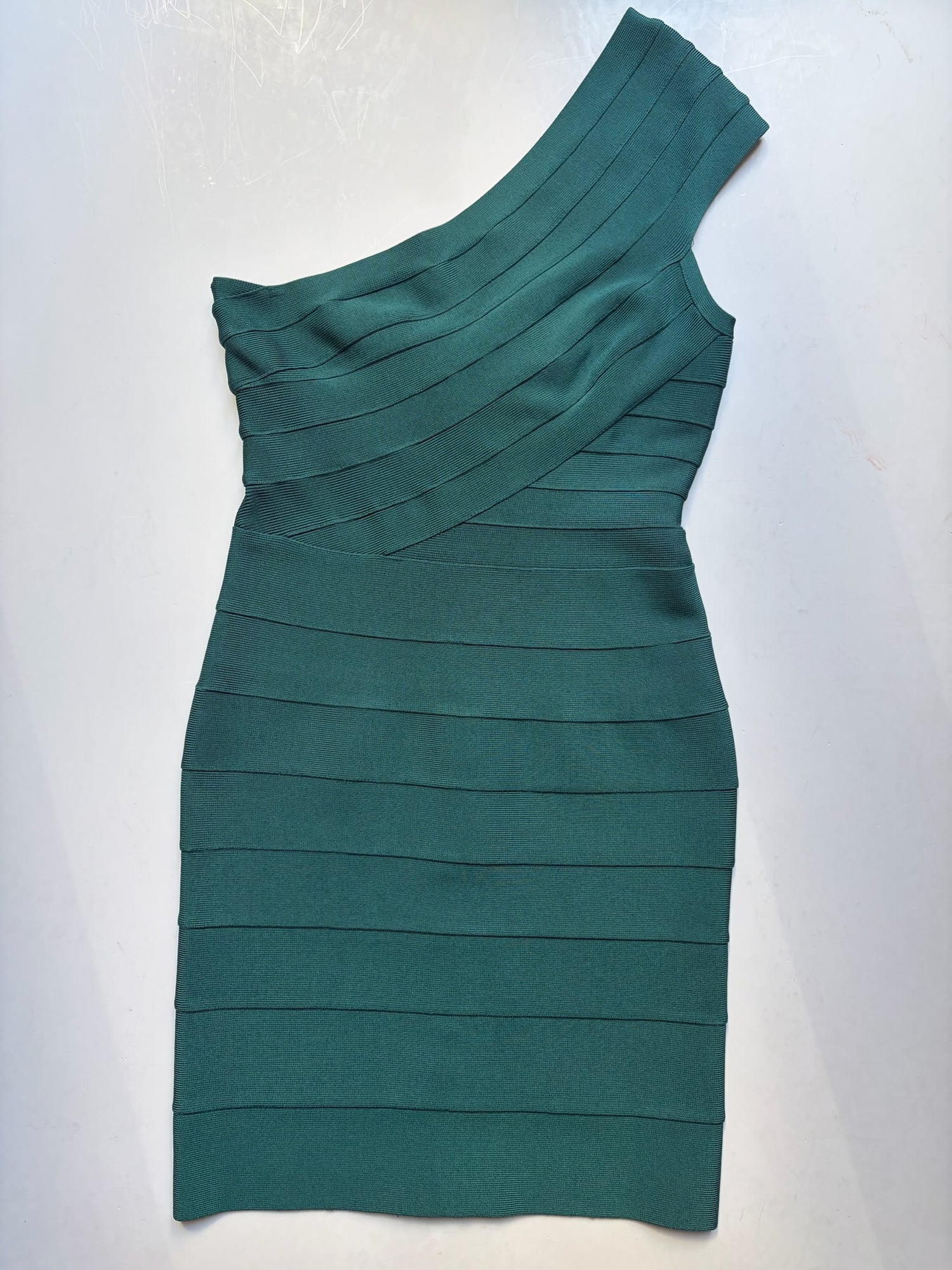 Herve Leger Kjole