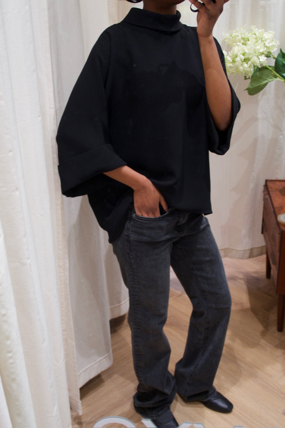 Mark Kenly Domino Tan Bluse