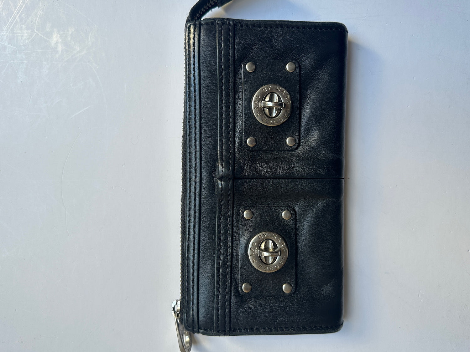Marc Jacobs Pung