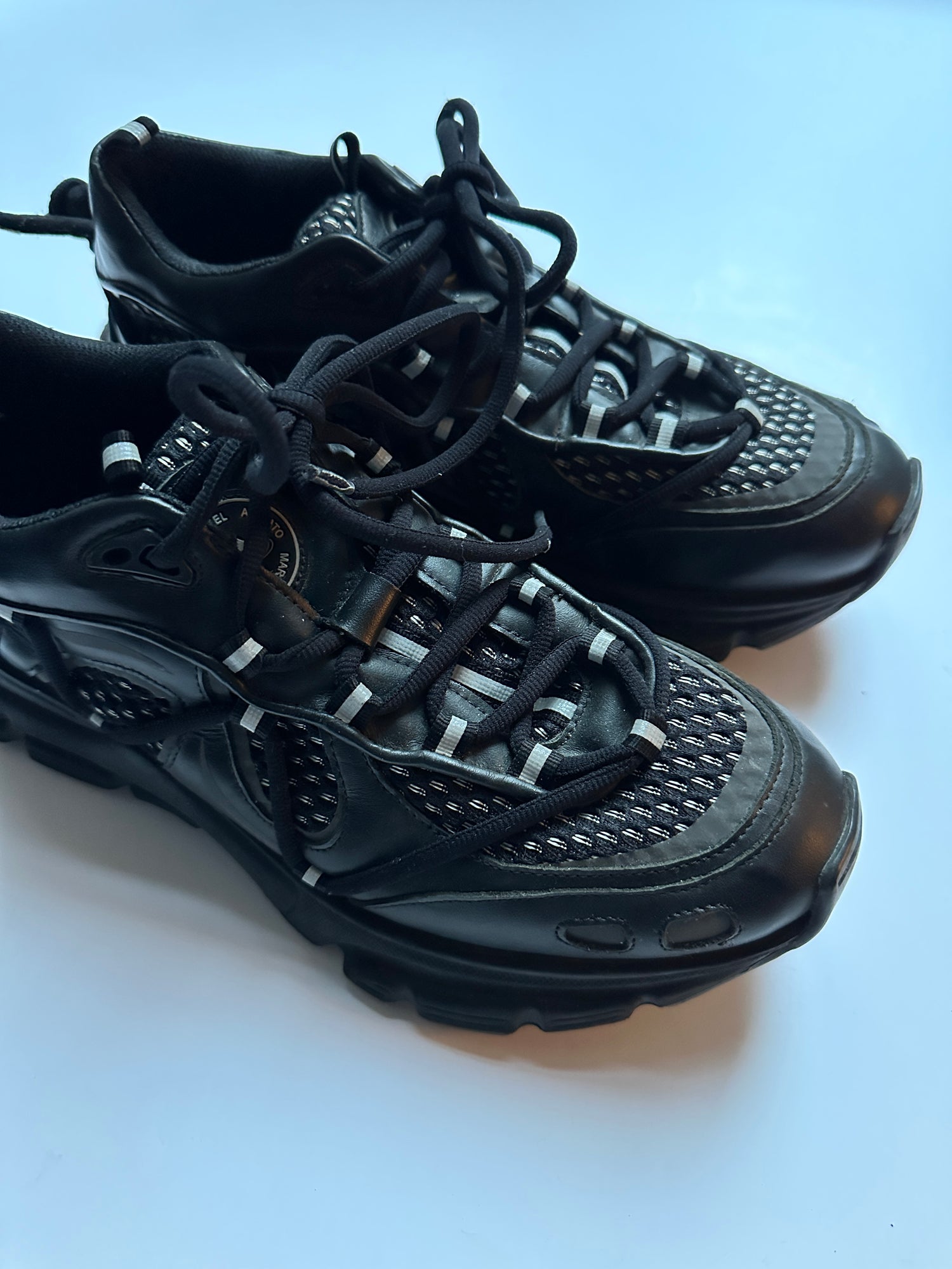 Axel Arigato Sneakers