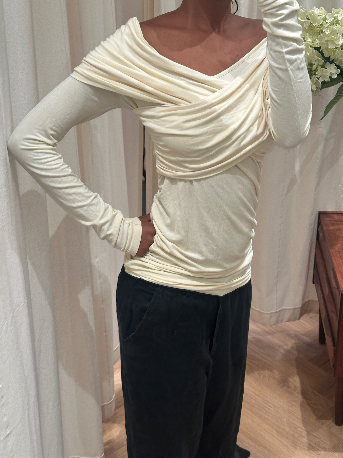 Day Birger et Mikkelsen Off-Shoulder Wrap Bluse