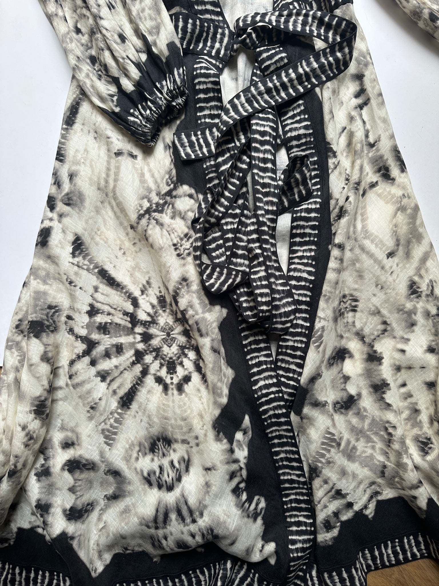 Zimmermann Kjole / Cardigan