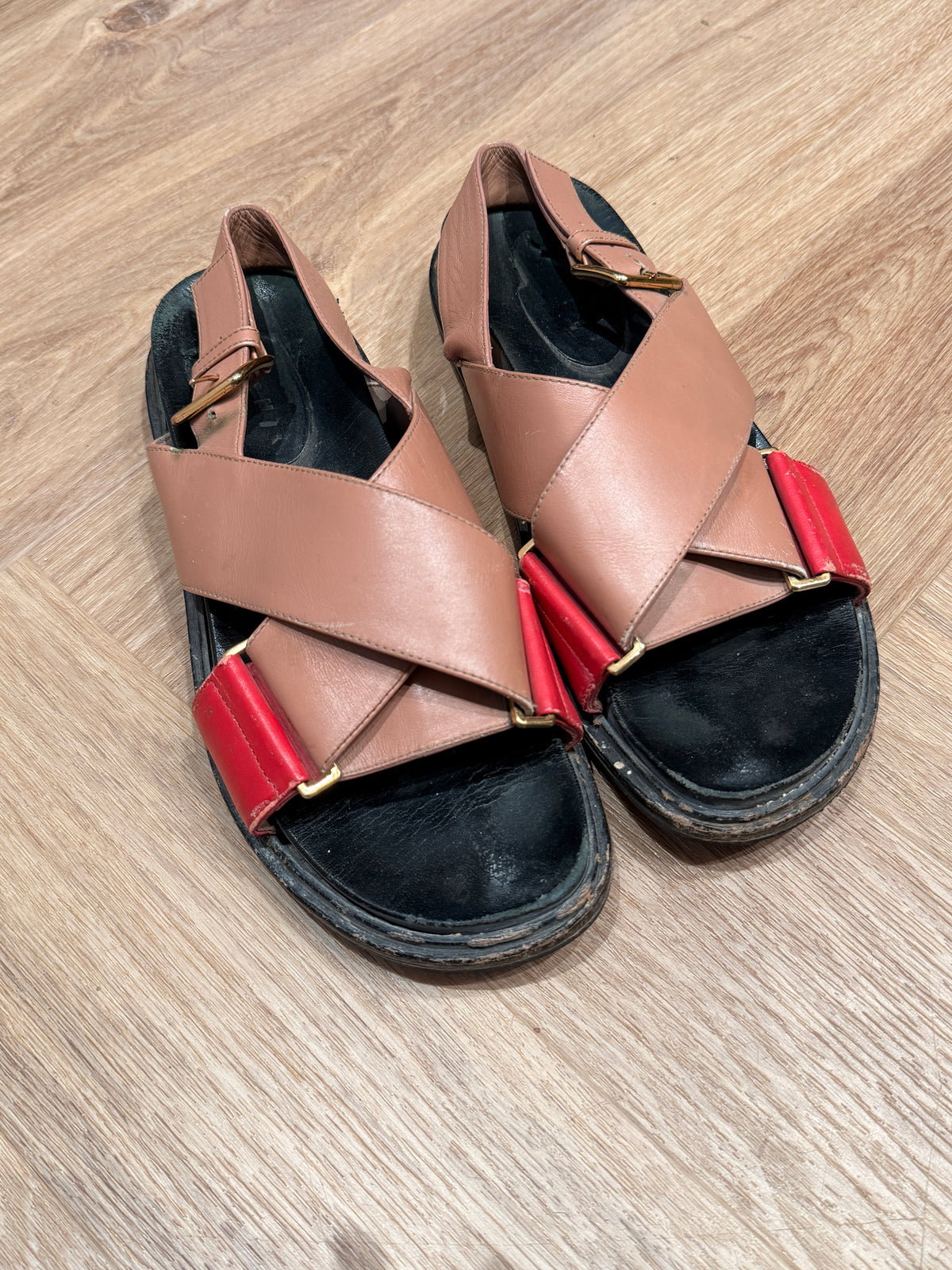 Marni Fussbett Sandaler
