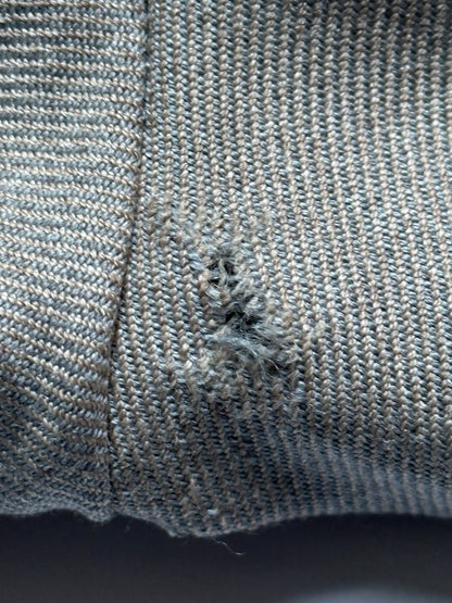 Mark Kenly Domino Tan Bukser