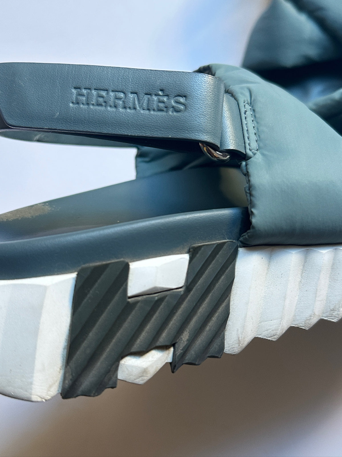 Hermes Electric Padded Blue Sandaler