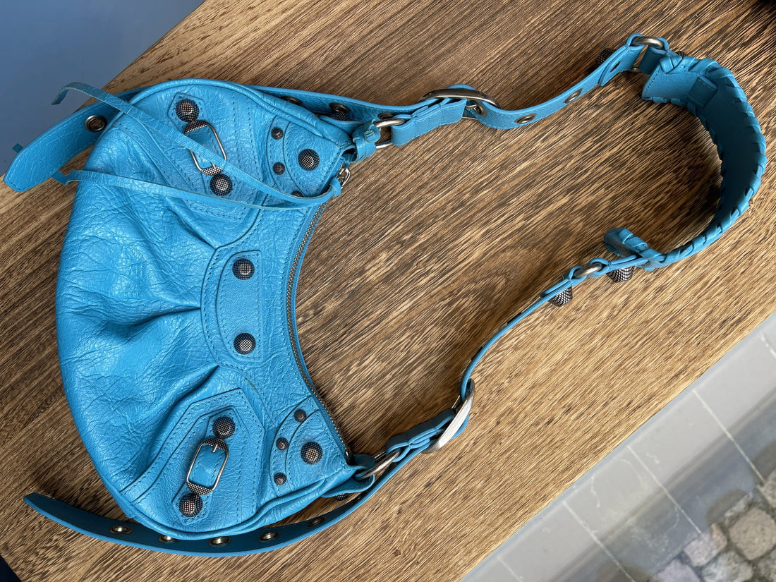 Balenciaga Le Cagole XS Skuldertaske oppefra