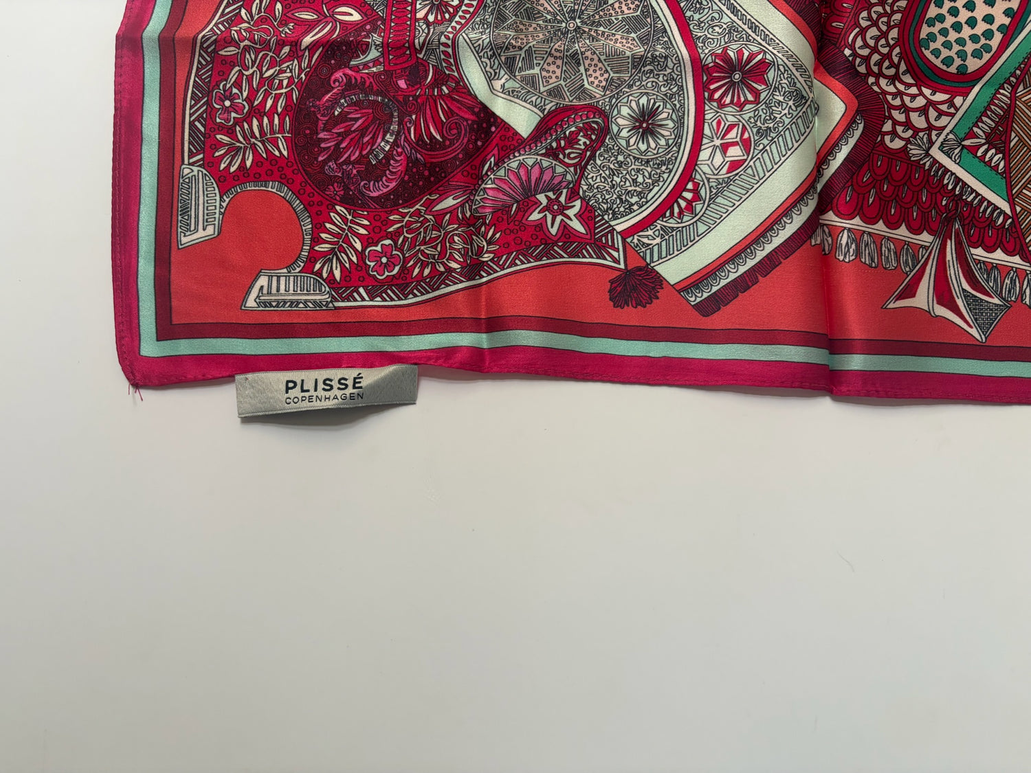Plissé Copenhagen Silke Tørklæde