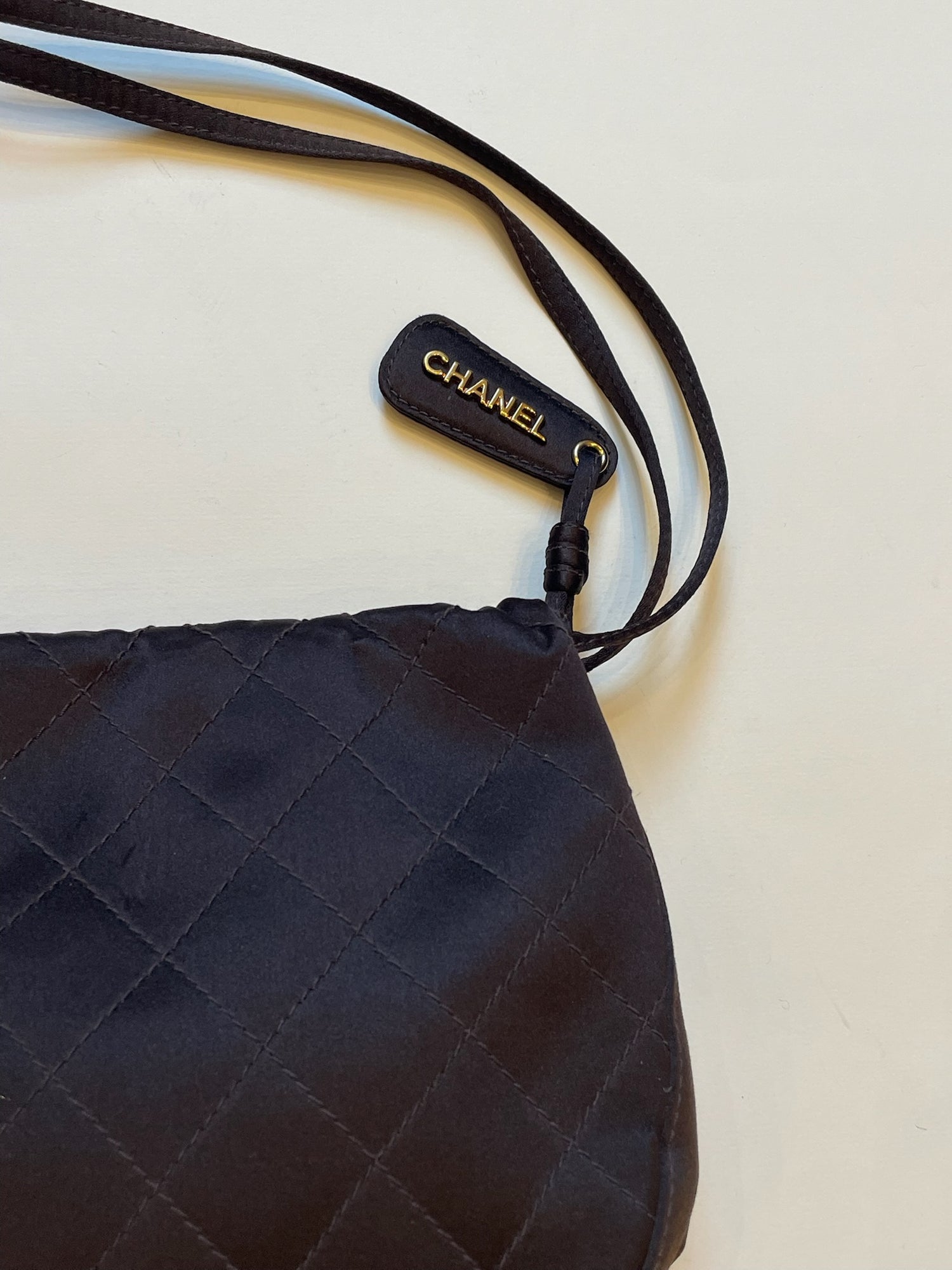 Chanel Quiltet Satin Taske