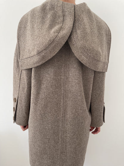 Fonnesbech anorak brun på model bagfra