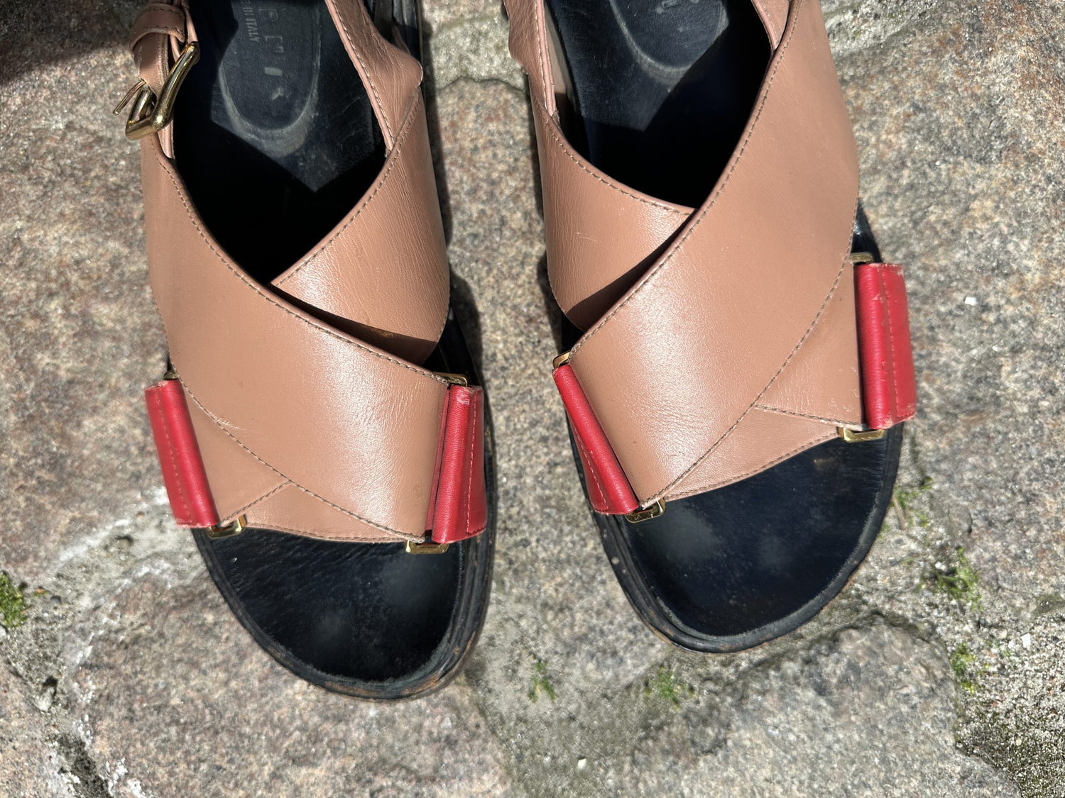 Marni Fussbett Sandals