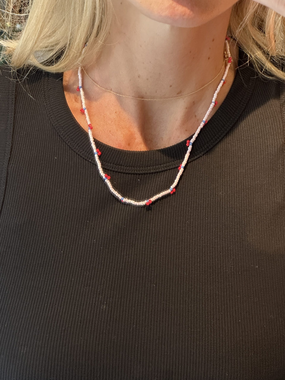 Pearl Necklace with berries in pale pink